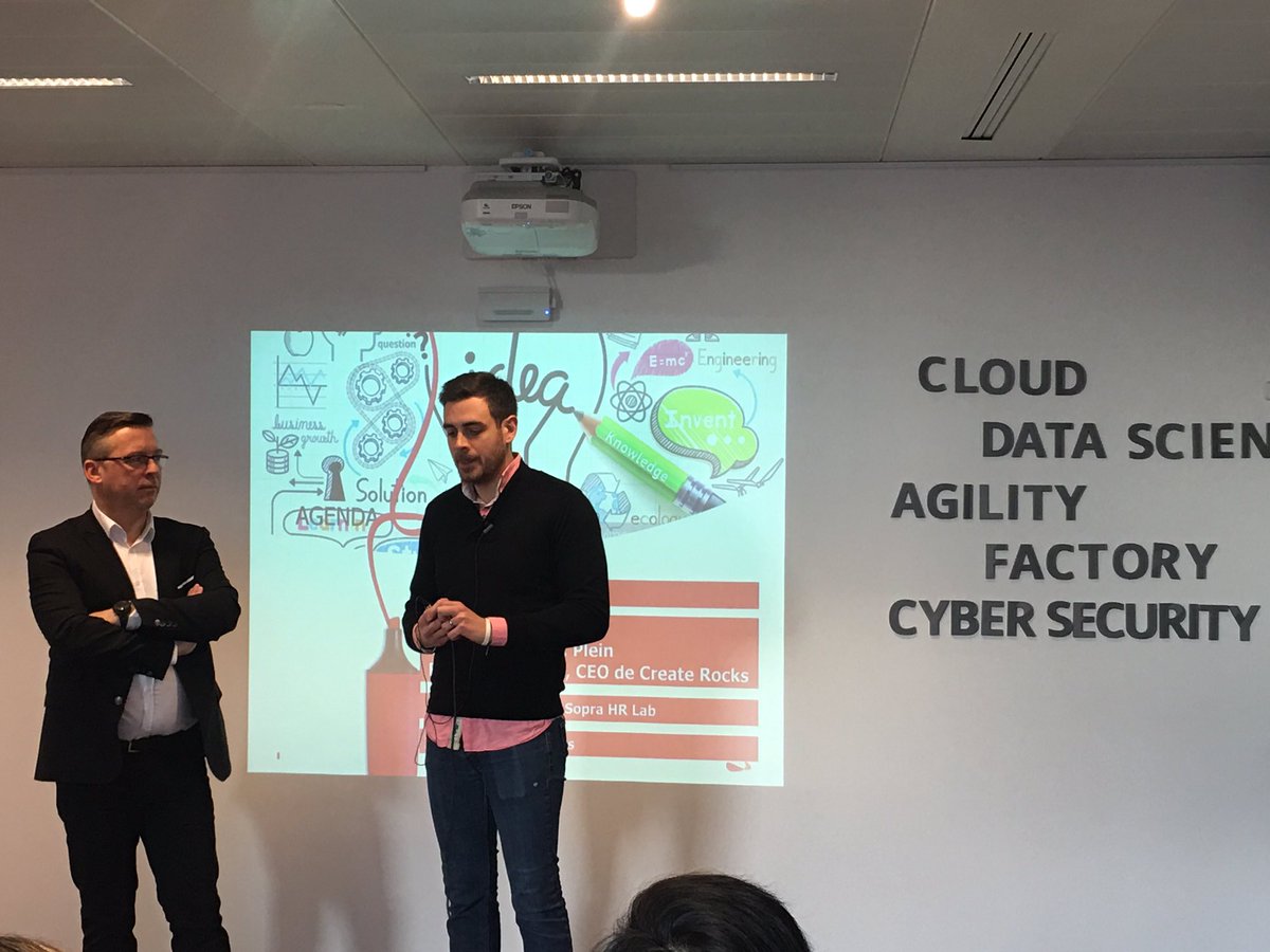 MyraBraganti's tweet photo. Timing au 💜 de la #collaboration #corporate @PatrickPlein #Startup > Savant mélange entre approche #corporate @VINCI_fr et #agility @CreateRocks > une adaptation en continue 🤩Done is better than perfect @RaphaelThobie de @CreateRocks 🚀🚀 https://t.co/ZXydbK702e