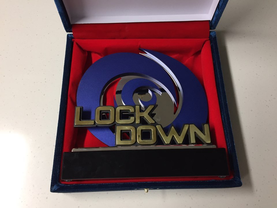 Lockdown tweet media