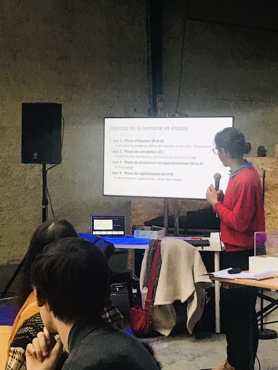 ci_anthropocene's tweet photo. Workshop pluridisciplinaire “usages participatifs sur ville augmentée” se déroule aux @HallesFaubourg cette semaine dans le cadre de #AEA2019. @LabExIMU @grandlyon @AADNLyon @MIT @UniversiteLyon @SplConfluence https://t.co/qCmTgva9ST