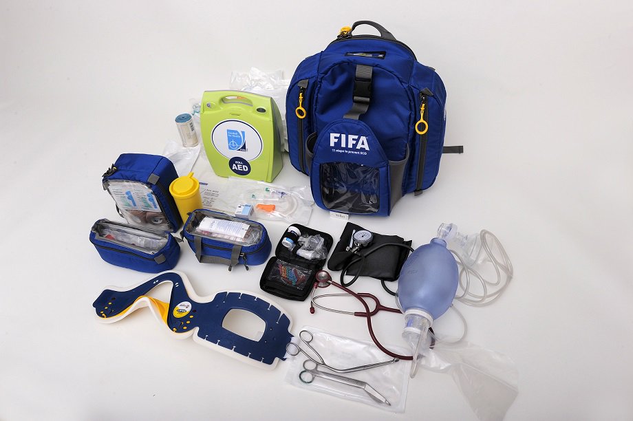 FIFA 40 Ltrs Blue:White School Backpack (MBE-FF004) : Amazon.in: Fashion