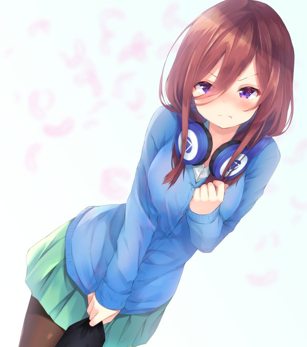ナラくらいさんさんがTwitterに投稿した中野三玖(五等分の花嫁)のイラスト。
