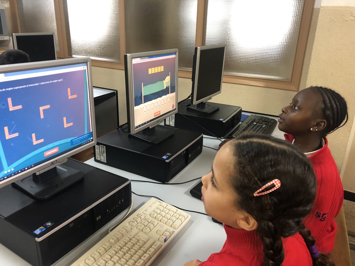 SGTorroella's tweet photo. [3rEP] Avui comencem el dia jugant a Ciberemat per seguir treballant els continguts treballats a l’aula. #ciberemat #sgprimaria @SGTorroella https://t.co/kZQlbTAiwB