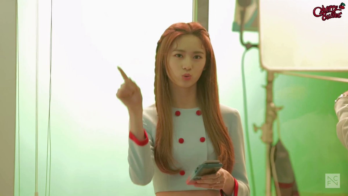 cherry__mm's tweet photo. おおお！！可愛い⸜❤︎⸝‍
お人形みたい！
#MAY #CherryBullet https://t.co/nuJLZapRJQ