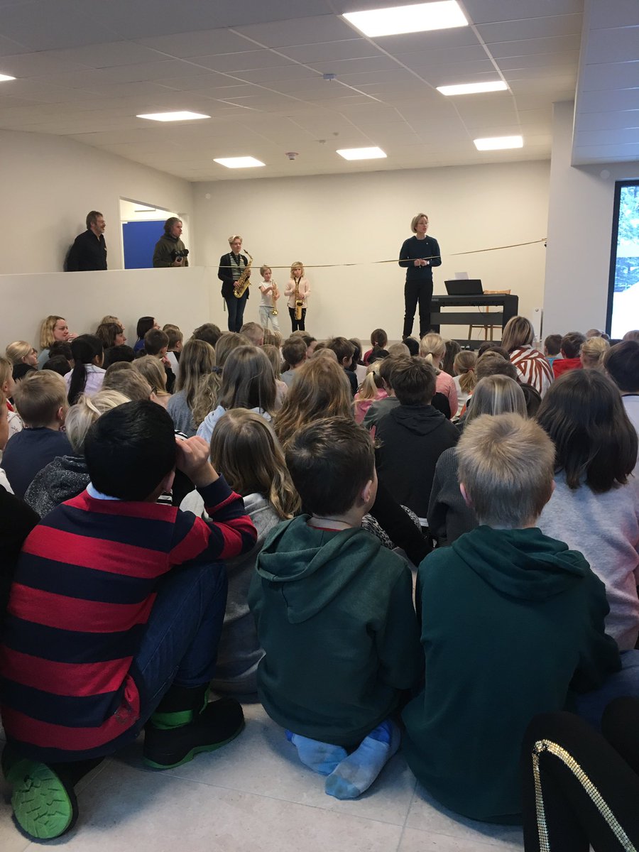 Fredrik Wärn tweet media