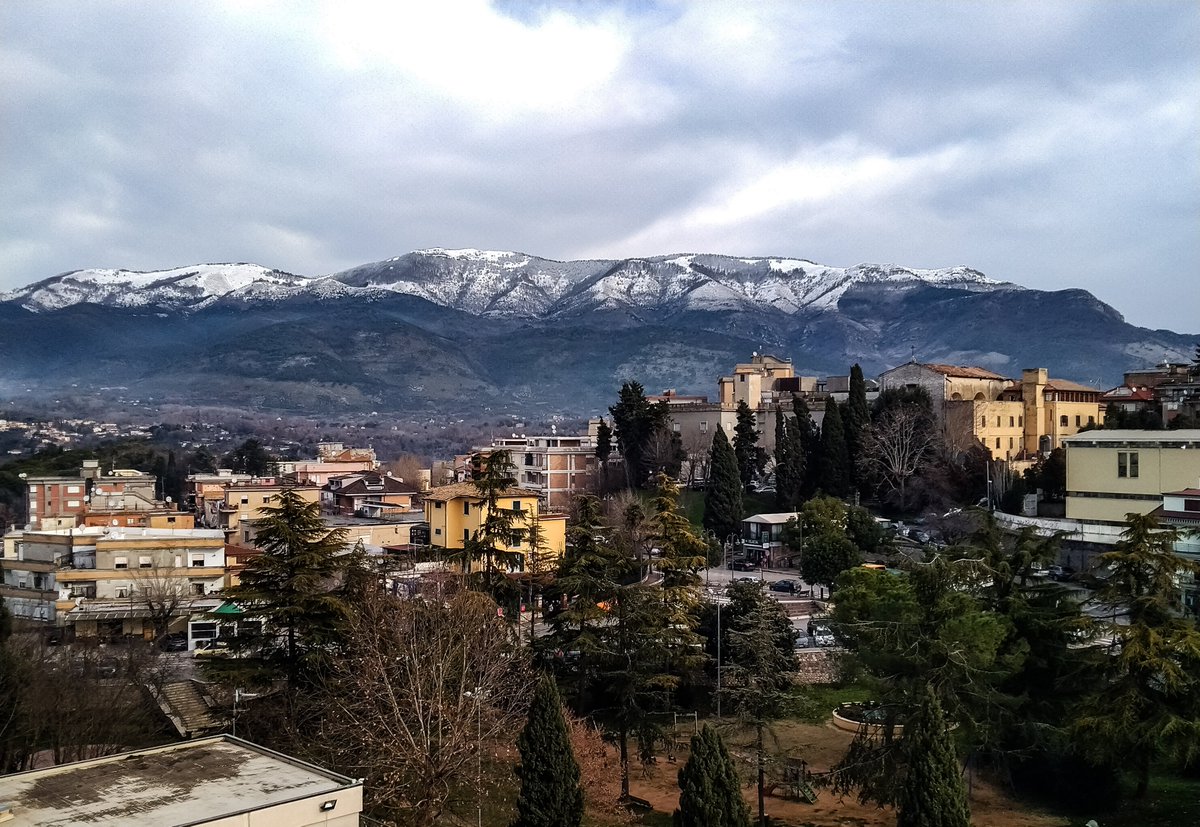 Compagnialepini's tweet photo. Una suggestiva foto del Monte Semprevisa innevato, visto dalla finestra della nostra sede.
#Sezze #montilepini #neve #snow #semprevisa #montesemprevisa #nature #landscape #likes #mountain #picture #pictures https://t.co/7tUUXaL1Og