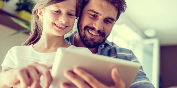 En el #DíadelaProteccióndeDatos queremos dejarte algunos consejos de seguridad. Es muy importante que siempre mantengas tu privacidad y tus claves bajo resguardo 🗝👉bit.ly/ProtegeTusDatos vía <a href="/ZurichSeguros/">Zurich Seguros España</a>