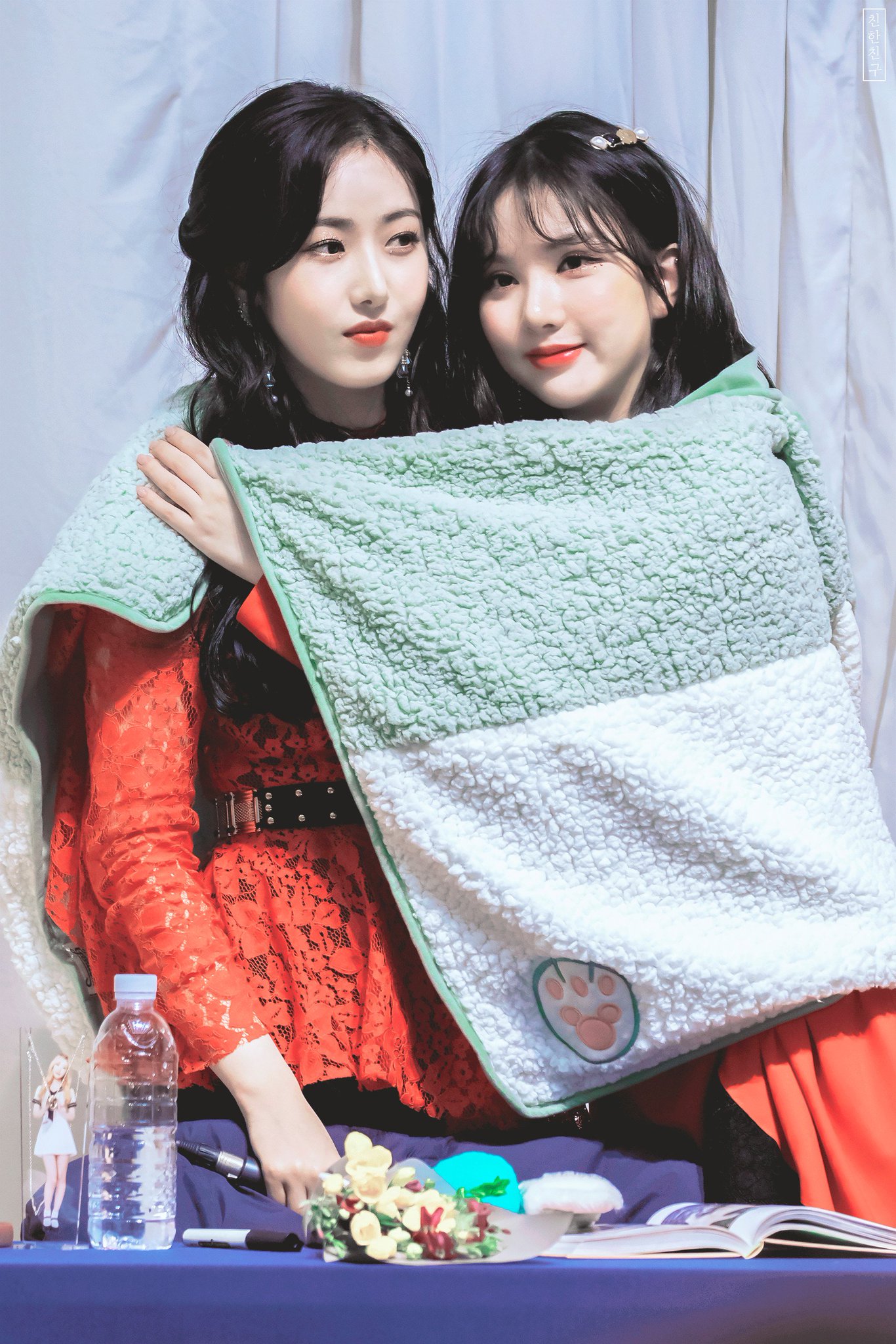 Dx__eOxUwAEYsXP.jpg:large