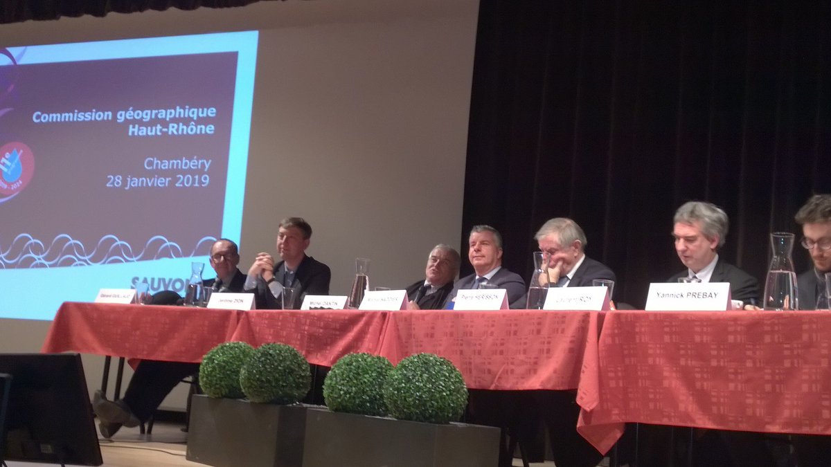 SauvonsLeau's tweet image. "A #Chambéry, nous avons gagne une partie de la bataille de la #qualitédeleau mais nous avons, des enjeux forts sur la quantité. Il y a encore beaucoup à faire sur les #toxiques et la connaissance va nous aider à agir." @MichelDANTIN #comgéo #HautRhône