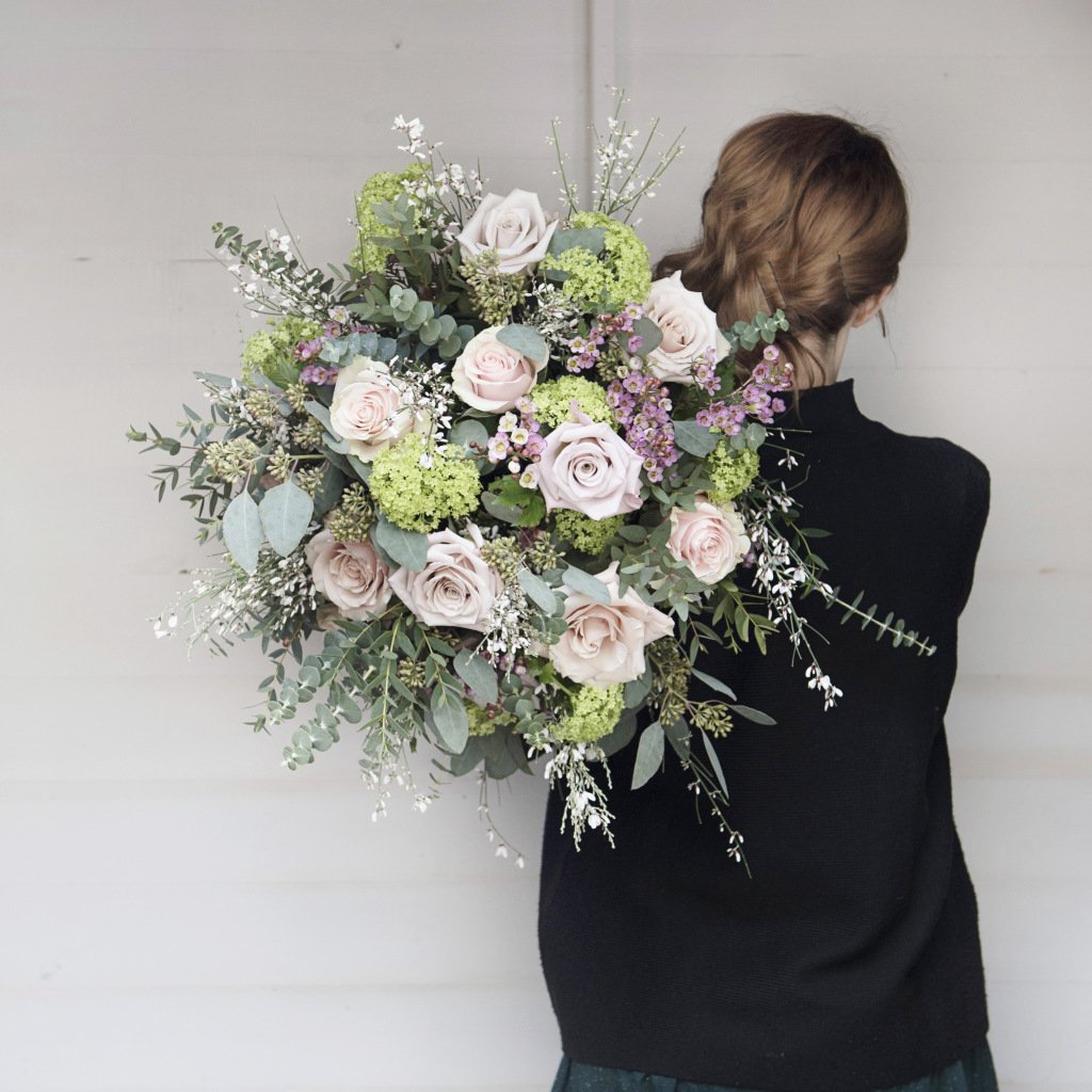 Say I Love You Without Red Roses yourlondonflorist.wordpress.com/2019/01/28/say…