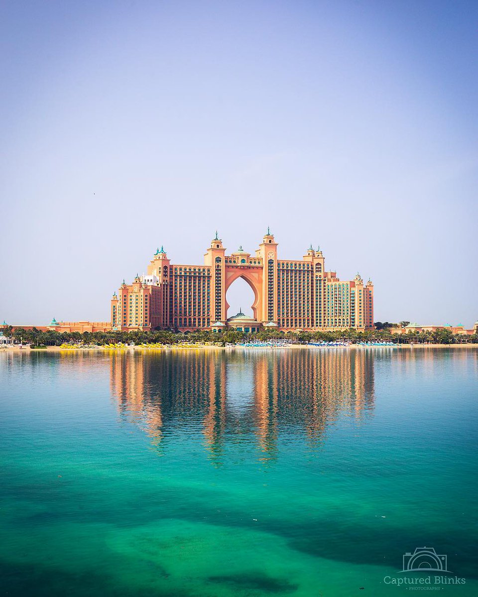 💭 All about reflections
📍 Atlantis The Palm, Dubai
-
📷 @abdullalbuqaish || #Dubaiholidays.co Follow @dubaiholidays.co for more! 👌
-
#Burj_Al_Arab #burjalarab #burjkhalifa #dubaifountain #dubailife #mydubai #abudhabi #atlantisthepalm #Burj_khalifa #visitdubai  #PalmJumeirah