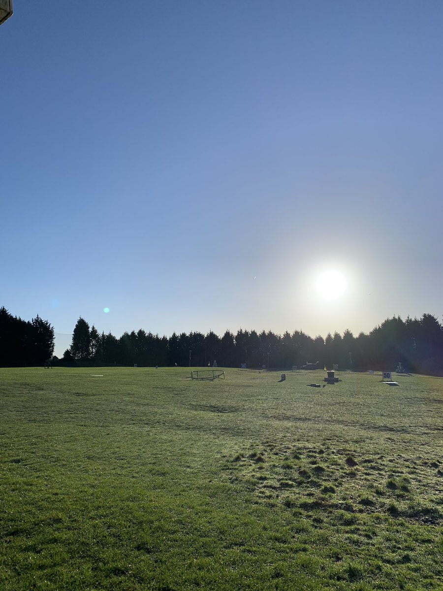 HawkRange's tweet photo. Stunning morning for a little practice. Don’t forget 100 balls are only £5... yes you heard it right £5. Hope to see you down here soon. The golf season is fast approaching folks .
.
.
#range #cheapestaround #practice #wintergolf #summerscoming #golf #rochdale #oldham https://t.co/oSSylF2kbJ