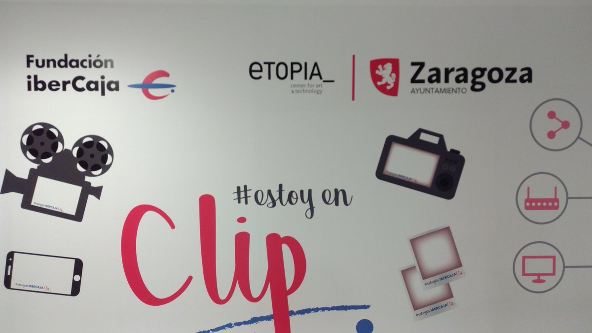 profesorcci's tweet photo. Todo preparado para mañana #Sanvalero en @etopia_ con los #programasdidacticos de @IbercajaSocial #estoyenIBERCAJAClip #jornadaspuertasabiertas https://t.co/iK0tEnxOVb