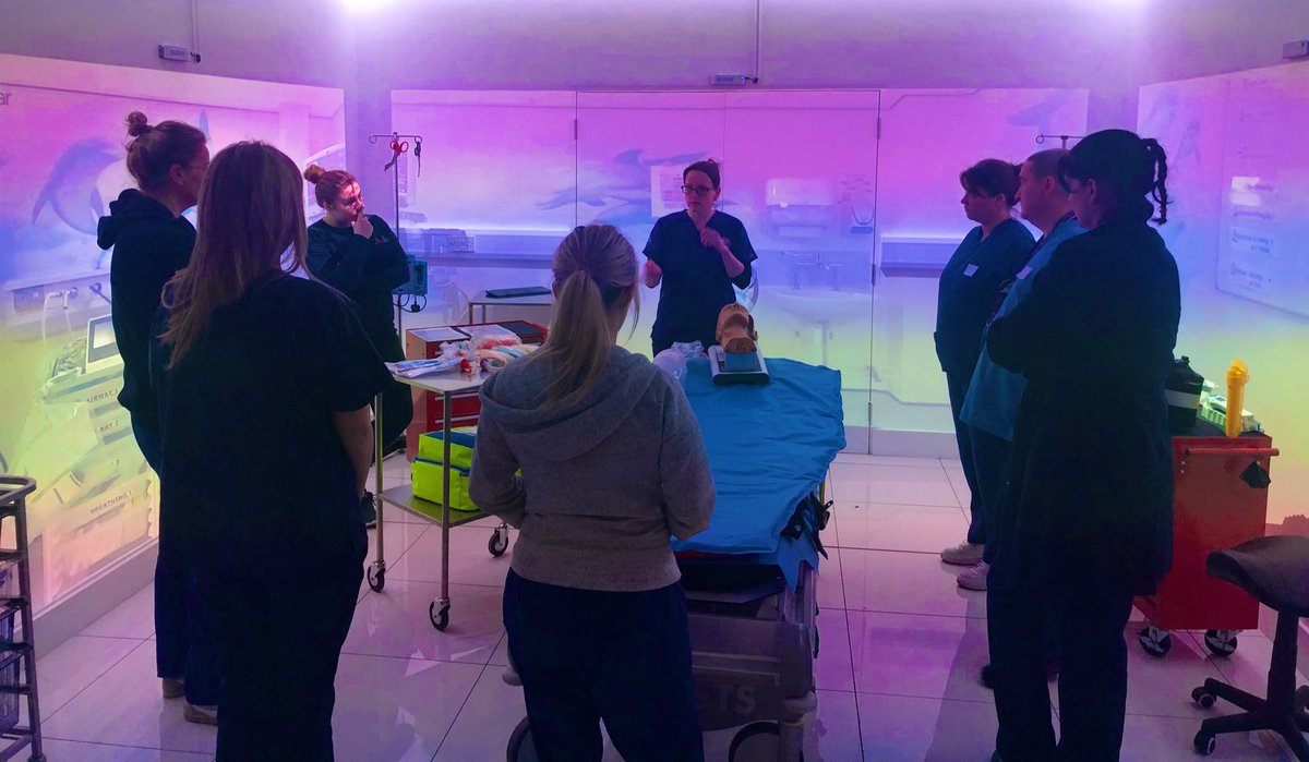 SisterScrappy's tweet photo. First skills station: airway management. #NTACClive #NTACC2019 https://t.co/iahnDGSvYZ