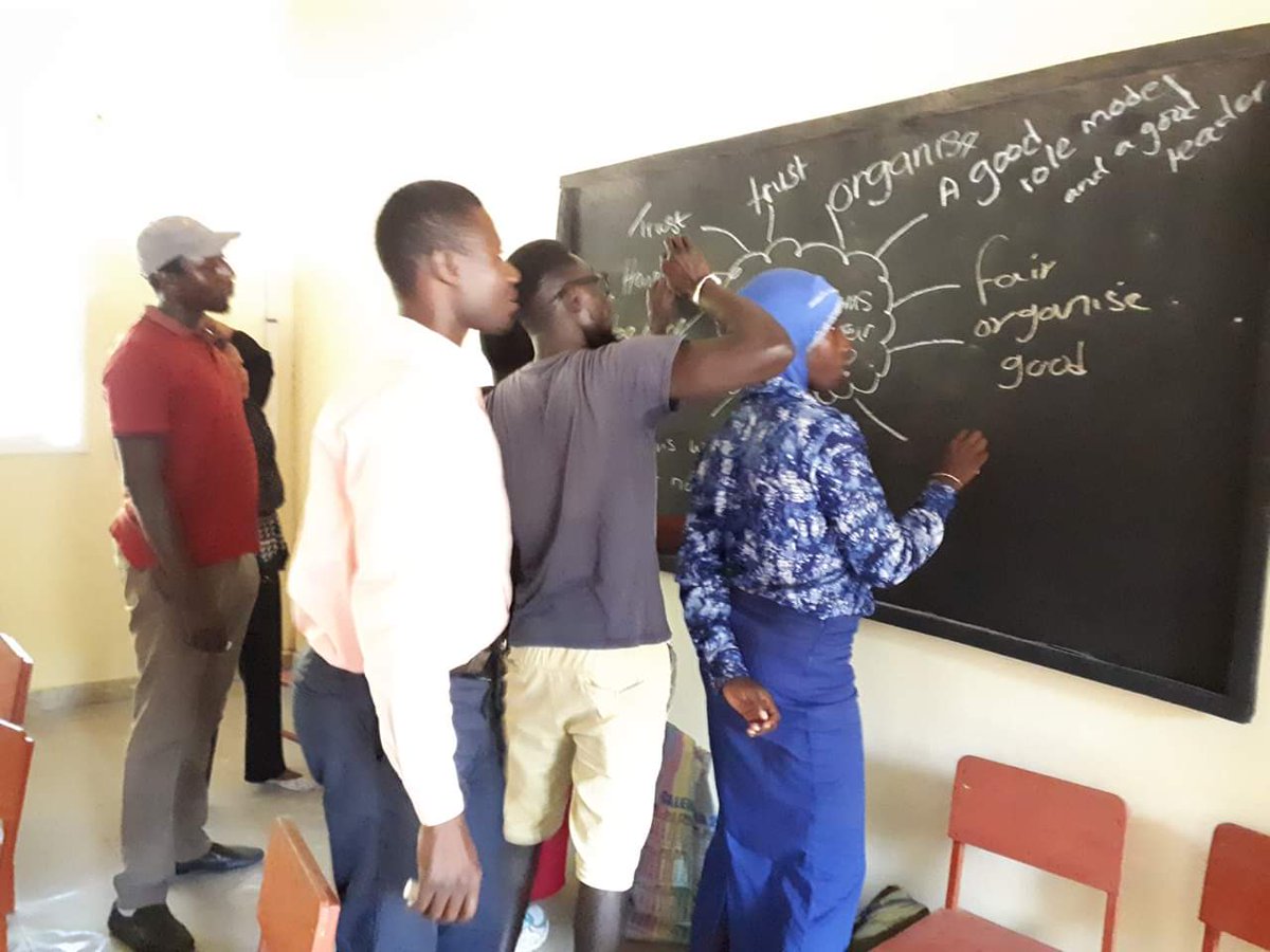 Gambia200's tweet photo. Looking forward to presenting the story, aspirations, hopes &amp; challenges of #ProjectGambia @UWEBusinessSch with the #MBA student cohort &amp; #DrHugoGaggiotti tomorrow. Their focus on #leadership #growth &amp; #FutureInnovation is a perfect partner for us.
#MondayMotivation #Charity https://t.co/jNPMKUpeuQ