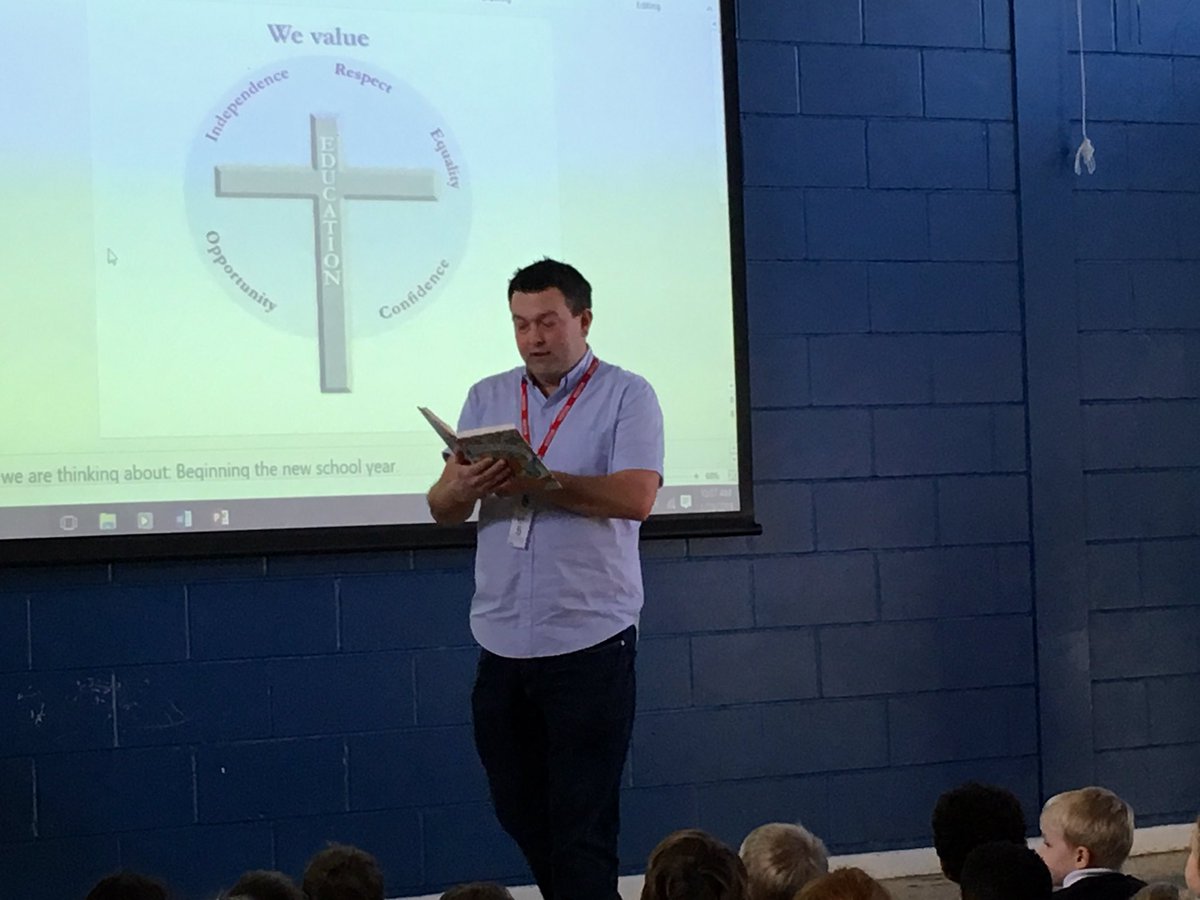 sonningprimary's tweet photo. Thank you to Mr Sumbler for leading our whole school worship today. #TheLostCoin ‘Shine like a light in the world’ https://t.co/ezU4ciJoNj