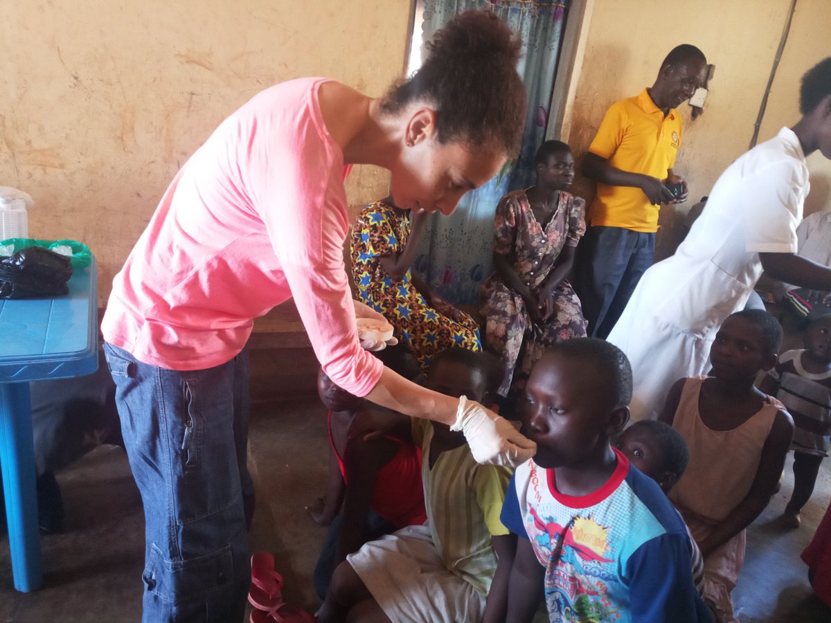 NauyoCommunity's tweet photo. Thank you @coffeeandcare  @SJKR8  for the time you spend with us providing #Health care to #Children and teaching them #mathematics to know the numbers https://t.co/jf1FagByA8