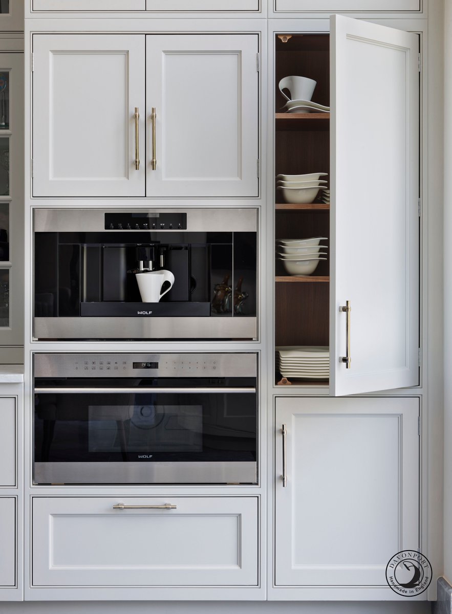 But first, coffee… 
Contact us today to start your dream kitchen journey >>> davonport.com/contact-us/  
#kitcheninspo #kitcheninspiration #kitchengoals