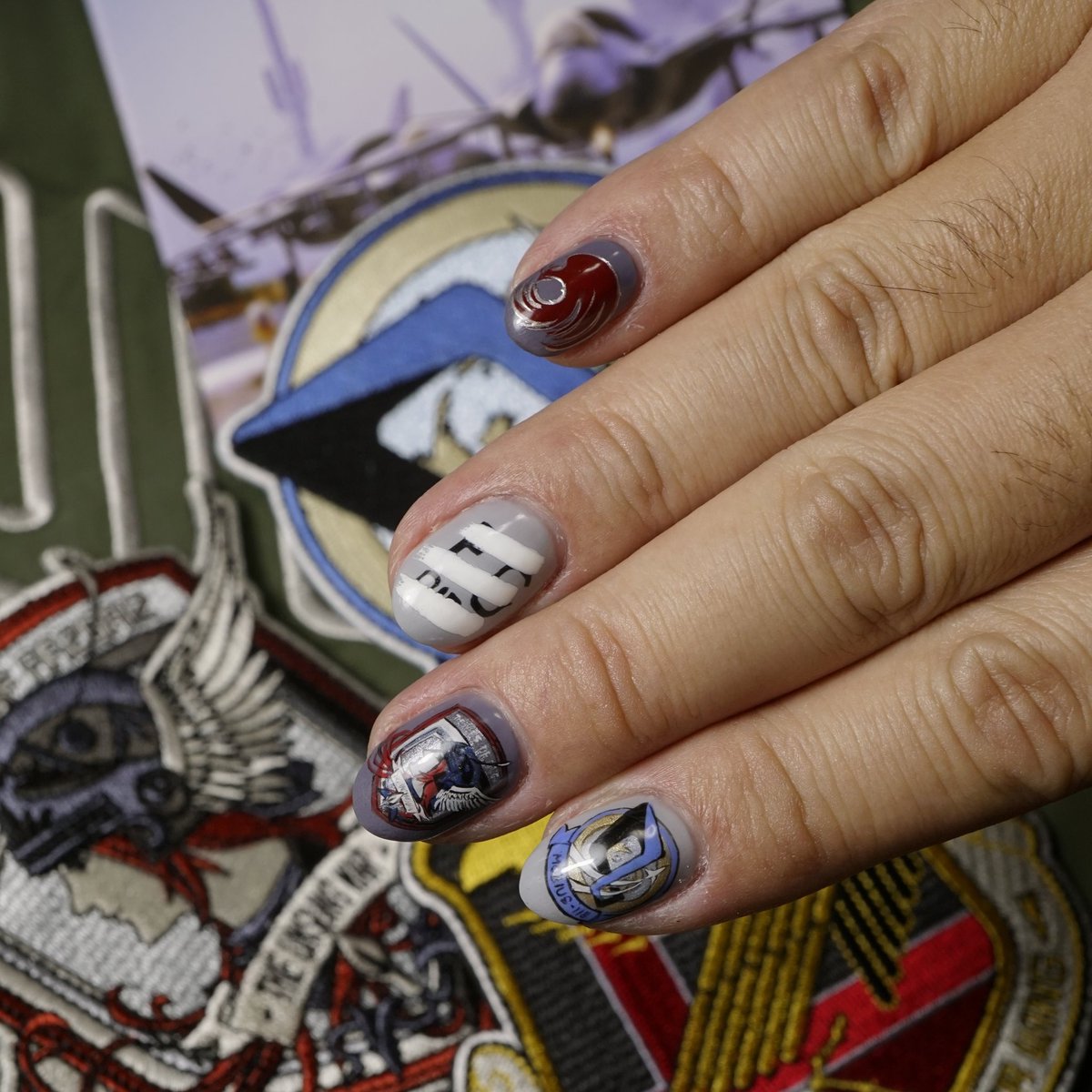 NailZEROPLUS's tweet photo. ≪All Aircraft Engage.≫
エースコンバットネイル。
Mobius隊
Yellow中隊
Razgriz隊
懲罰部隊
PHENIX隊
細かいけどかっこよくてただただ無心に描きました。もちろん手描きですよ。
#ACES #ACE7 #ace4 #ace5 #エースコンバット https://t.co/MVCYR3IegW
