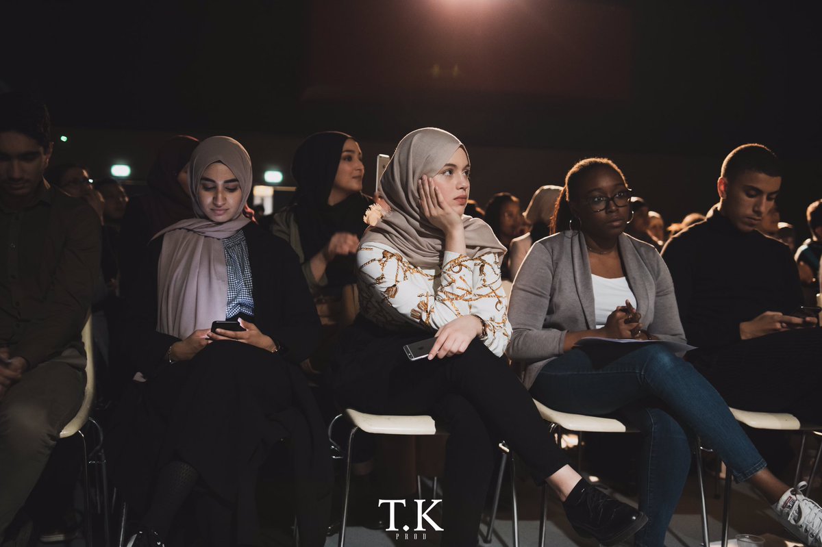 IsmailMosaheb's tweet photo. C’est avec beaucoup d’honneur et de plaisir que j’ai eu la chance de participer à mon premier concours d’éloquence organisé par l’association #HastagAmbition . Encore un grand bravo pour cet événement de grande qualité ! 

#SocialImpact https://t.co/LBD5YWBJfb