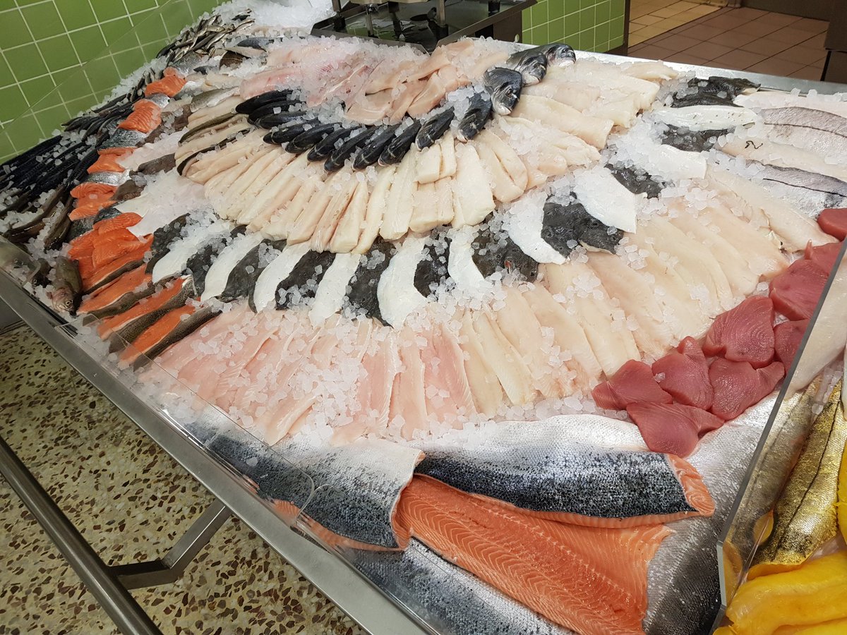 Emma @Girlyfishmonger