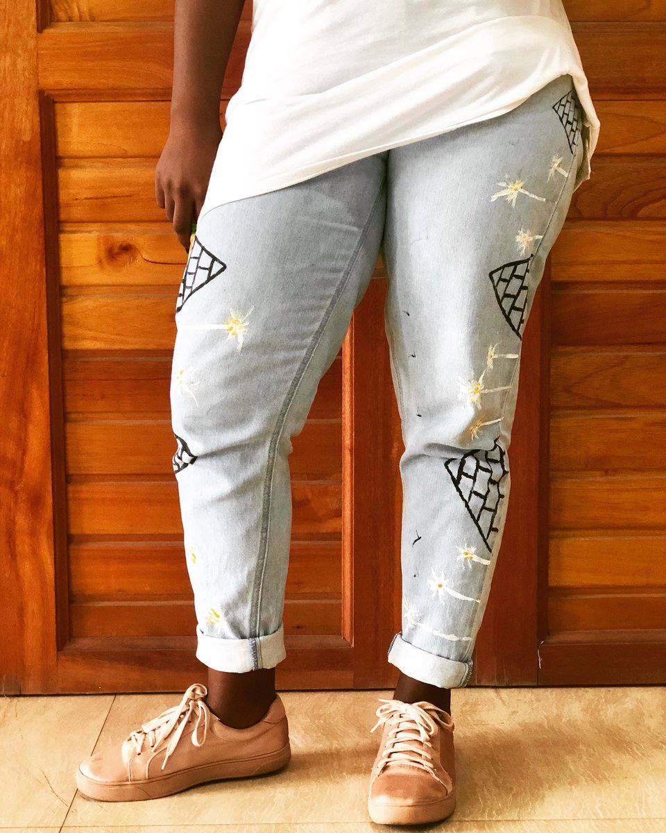 JubyleeClothing's tweet photo. White Palm Jeans 🔲🔲🔸🔲
Order a pair of jeans from Jubylee now !! We are available in Liberia and Ghana 🇬🇭🇱🇷 https://t.co/DKoQIwSTrv