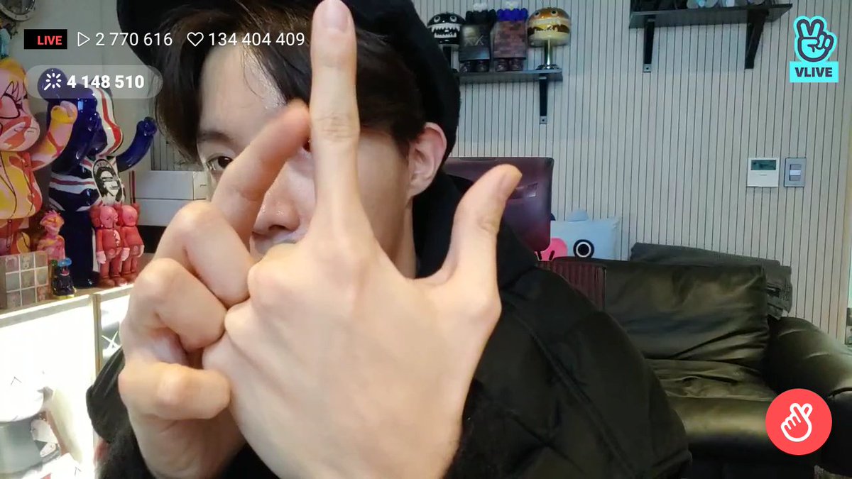 pabo_twt's tweet photo. мой фетиш

#JHOPE @BTS_twt https://t.co/0rFwkOmLEK