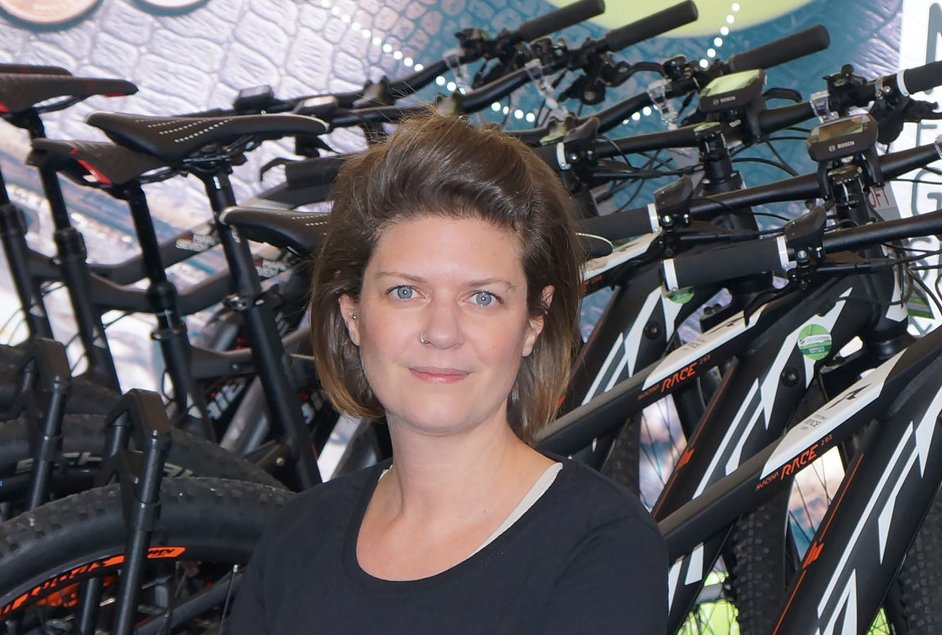 GreenstormEbike's tweet image. 🙋‍♀️GREENSTORM-Mitarbeiterin der Woche ➡️Helene – Leni - Nene 

👉im #Botschafter #Management und #Bloggerin

👉„Mich begeistert der grüne Gedanke hinter #Greenstorm #usedbikes und die #Leidenschaft, die in diesem #StartUp steckt!&quot;

💚Vielen Dank für dein #Engagement!💚