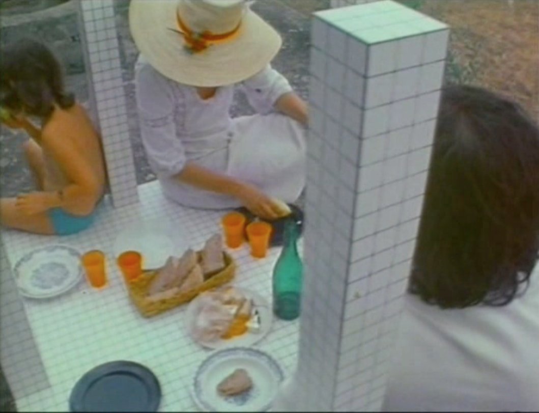 Architecture Player tweet media