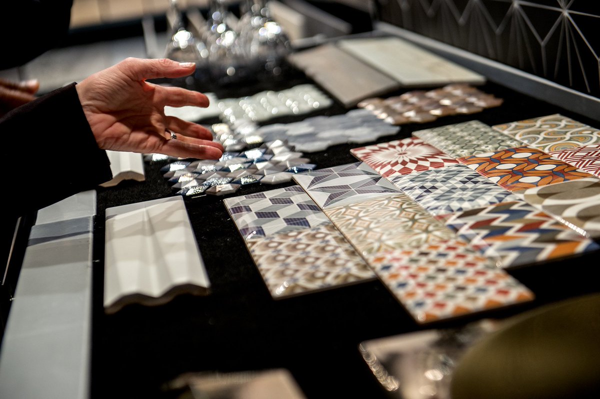 [AD] Discover fresh, emerging brands at the <a href="/surfacethinking/">Surface Design Show</a> show this February with the event’s New Talent area curated by Jennifer Castoldi. It’s a not-to-be-missed event! Register today: bit.ly/2WqHW4p #surfacedesignshow #ad (Images: Muuna Matter/Surface Design Show)