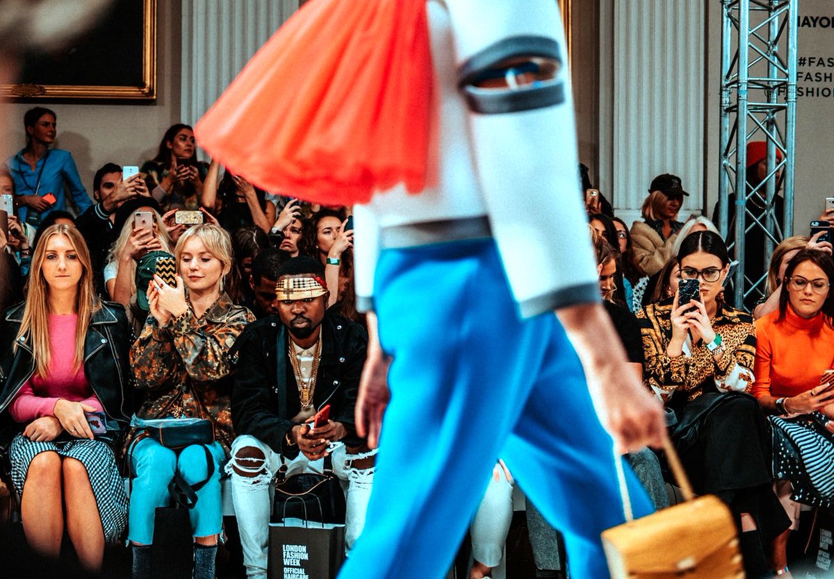 What type of sustainability consumers expect at London Fashion Week? A simple mindset of being kind to the environment simply would not work. Check out our latest blog:
favourup.com/blog/What-Type…