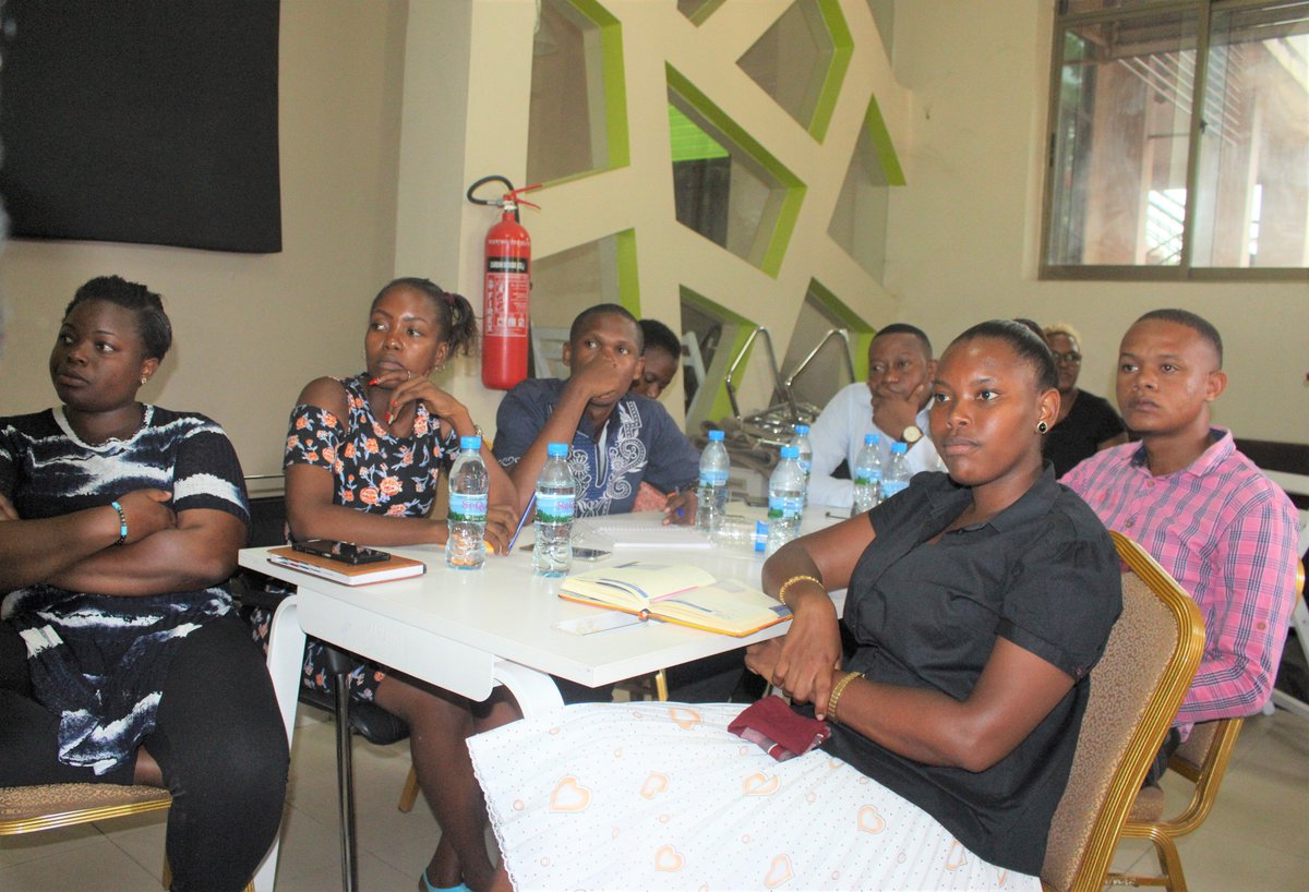 DOTTanzania's tweet photo. Day 1: We started a week long training for our community leaders to brush up their career management, employability, and communications skills. Our trainer today is @EdmondTRL taking on Career Management. #DOTYouth https://t.co/gDMOJNDzpy