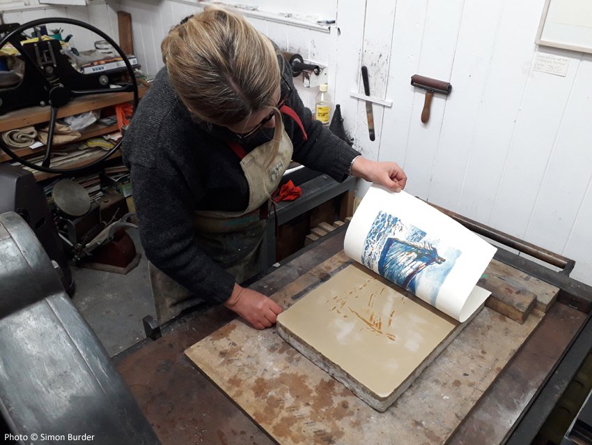 Oaks_Editions's tweet photo. Open Access Saturdays have started again at @Oaks_Editions. Artists can use the facilities to print their own #lithographs. #stonelitho #lithography #printmaking https://t.co/mhS34K7Nq0