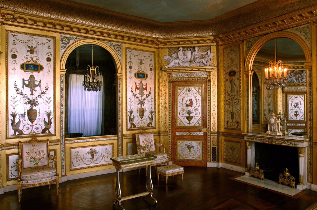 Château de Fontainebleau on Twitter: "#CeJourLà, le 21 janvier ...