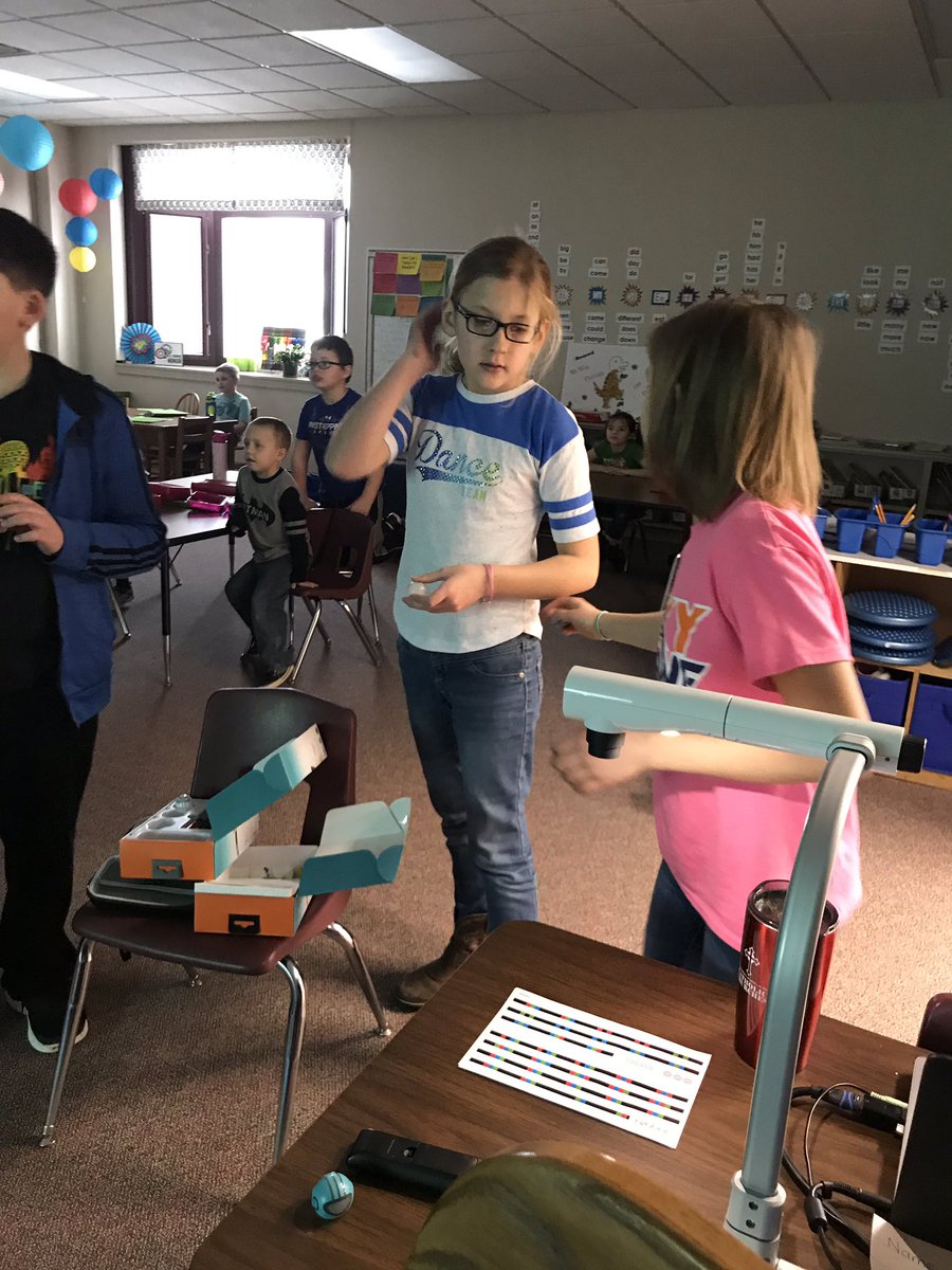MrsBertsch1st's tweet photo. Team Impact students did a great job with their communication skills as they introduced the kindergartners to Ozobots. Thanks for sharing your knowledge, Team Impact! #wesoar https://t.co/tp4vFbPYL4