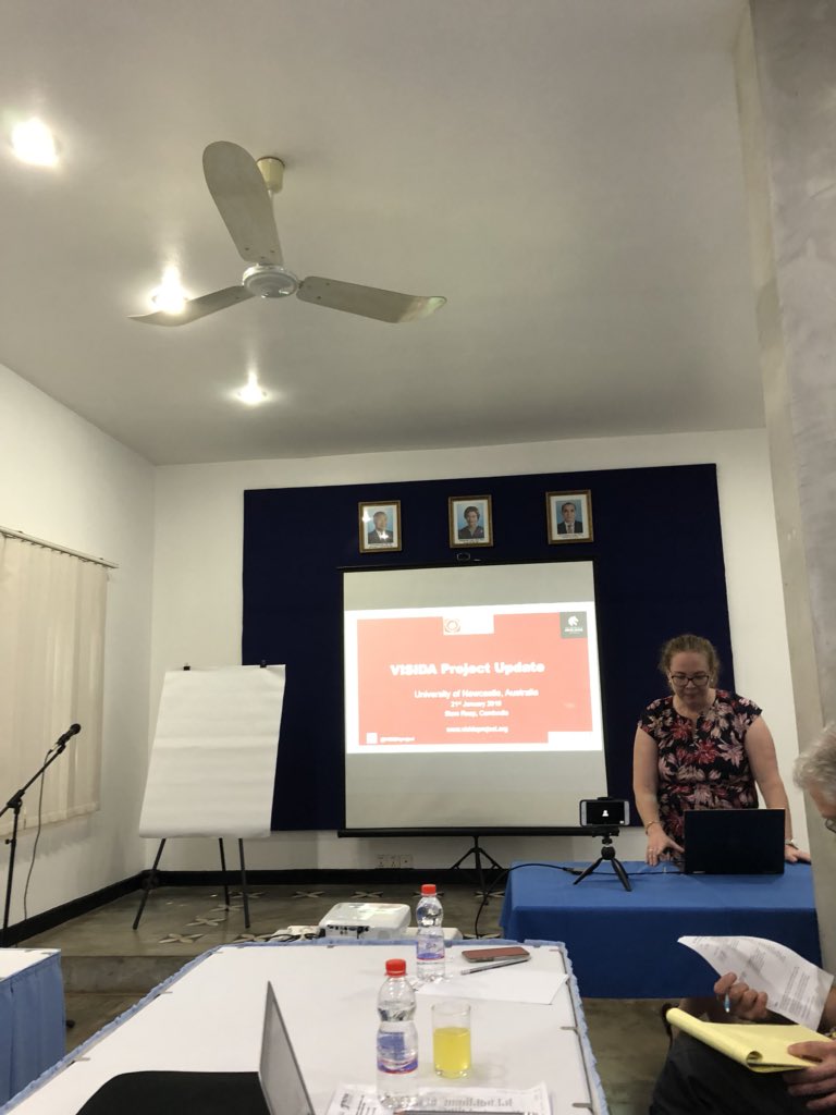 Tracy Burrows tweet media