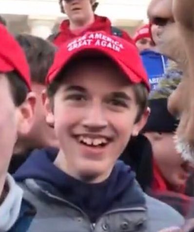 cryinghotsauce's tweet image. #NicholasSandmann can afford a private school can’t afford dental care.