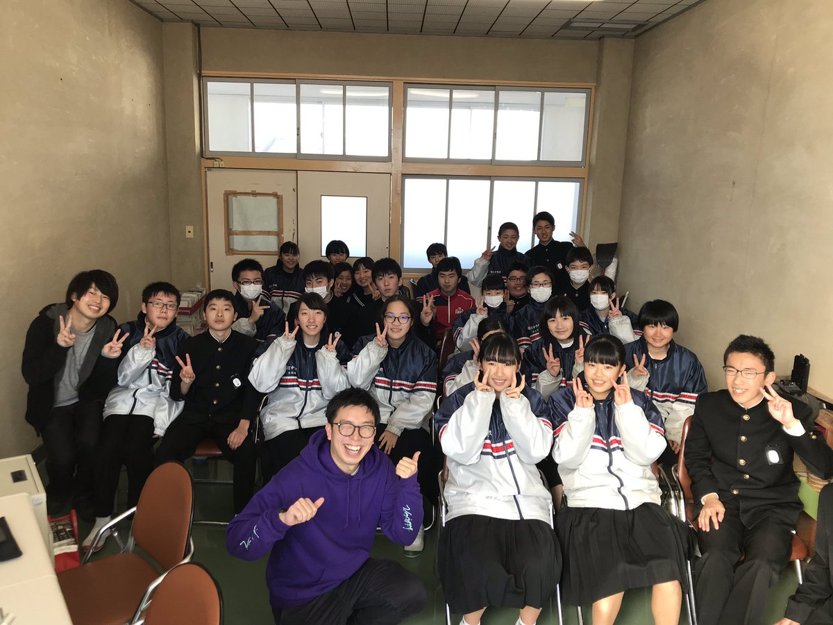 evening807's tweet photo. 📢NEXT JACK📢
福江中学校の皆さんと📸
出演して頂き、有難うございました☺️
楽しかったーーー!!!
生放送に向かうため、局に戻ります🚗
#NEXTJACK #NEXTJAM807 #アットFM https://t.co/F8xXvCcZLk