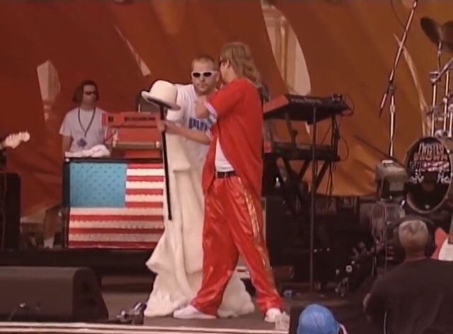 HEART ATTACK MAN tweet media