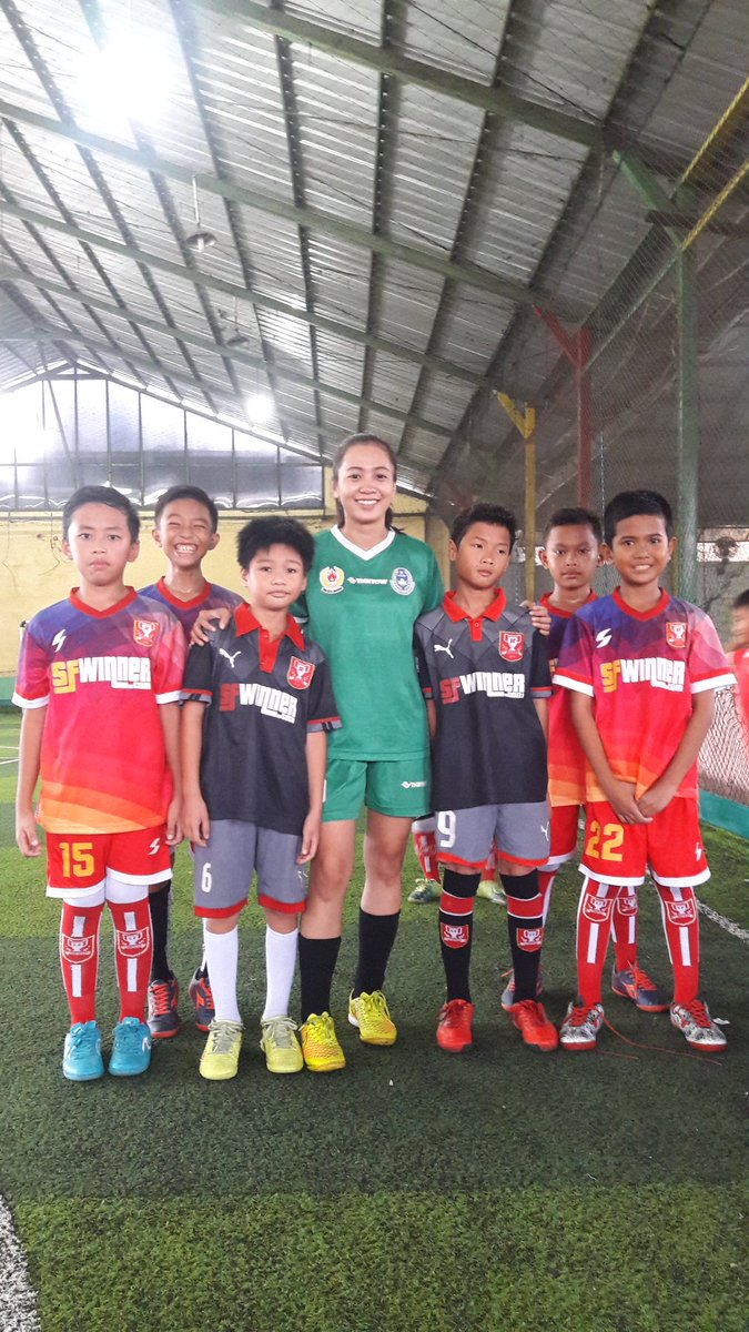 Welcome to sf winner futsal coach putri melati sfwinner.com