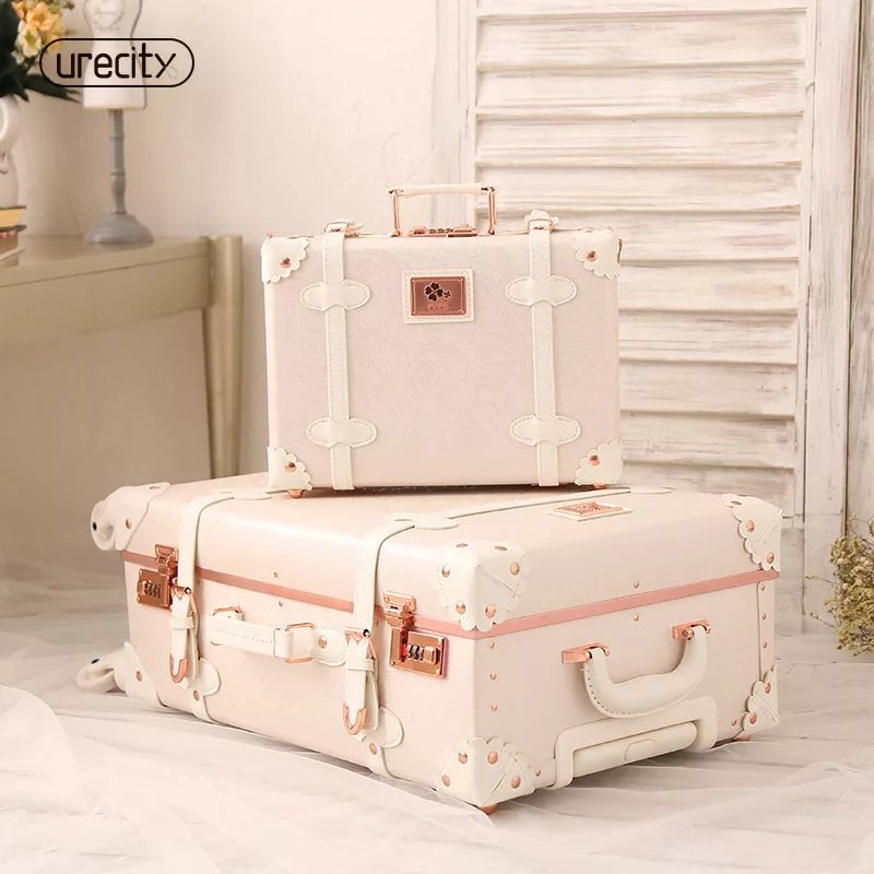cream luggage set