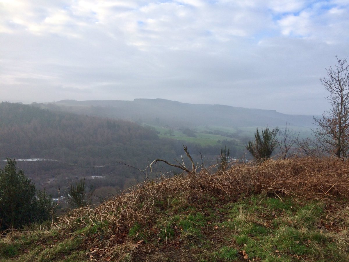LindyLu24's tweet photo. Another bench and amazing views #yorkshire #slapewath @MyFaveBench https://t.co/IeeWhg5bFA