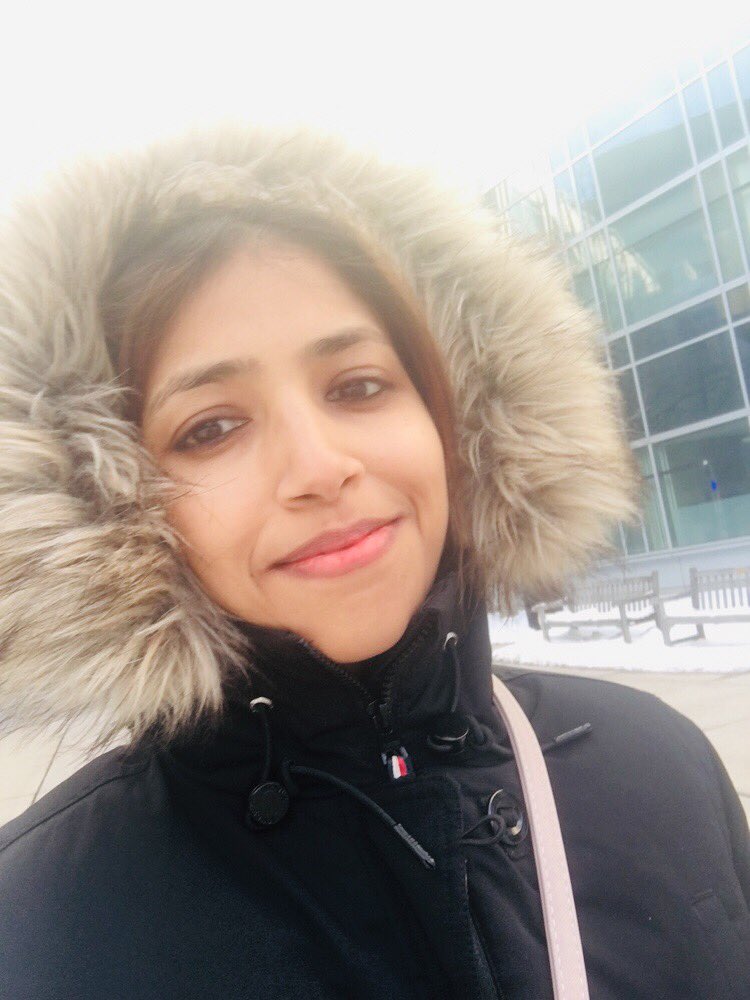 DrPreetyBajwa's tweet image. Although the sun is smiling bright but it still feels like -18 and your cells need you! #researchlife 👩‍⚕️👩‍🔬#bravingthecold❄️ @UChicagoPostdoc @science_a_thon