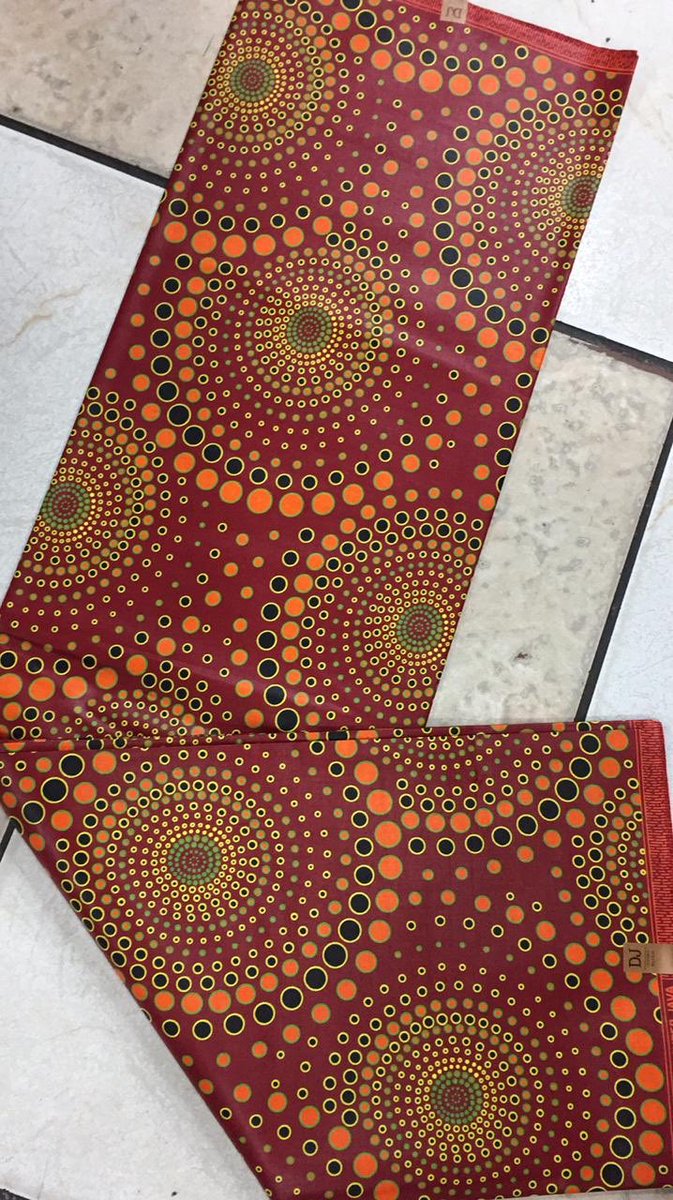 MweeneOlive's tweet photo. #Africanprints Best sellers🛍🎊🎈❤️🛍 of the #Newstock. Don’t miss out get your now while stock last. Buy 3 materials get R100 discount. DM, What’s app 079967658 for orders or shop online https://t.co/XwamWbaKKI https://t.co/tuhCQfK0Si