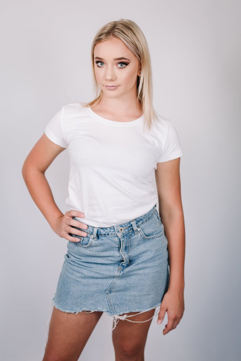 DelineKrog's tweet photo. "If opportunity doesn’t knock, build a door"
SMS “202” to 35224 
Thank you for constantly voting.

#thefaceofjustyou #justyouagency #justyouartist #dancer #ace_models_vaal
#pickoftheday #lforlike  #Becomeyourdream
#model https://t.co/bnCDSl5fd7