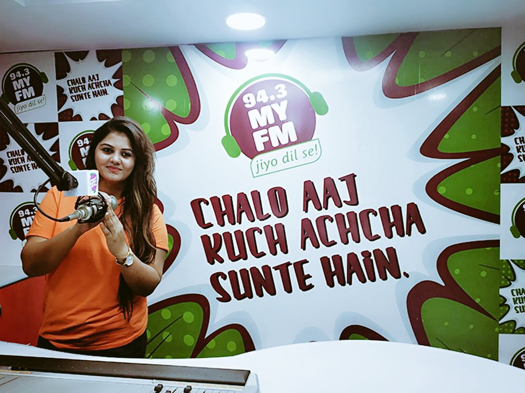 snehalchoubey22's tweet photo. You do not find the happy life... You make it...
#MondayMotivation #HappyLife #MYFM #JiyoDilSe #RJSnehal #Jabalpur https://t.co/0vBzrahVQH