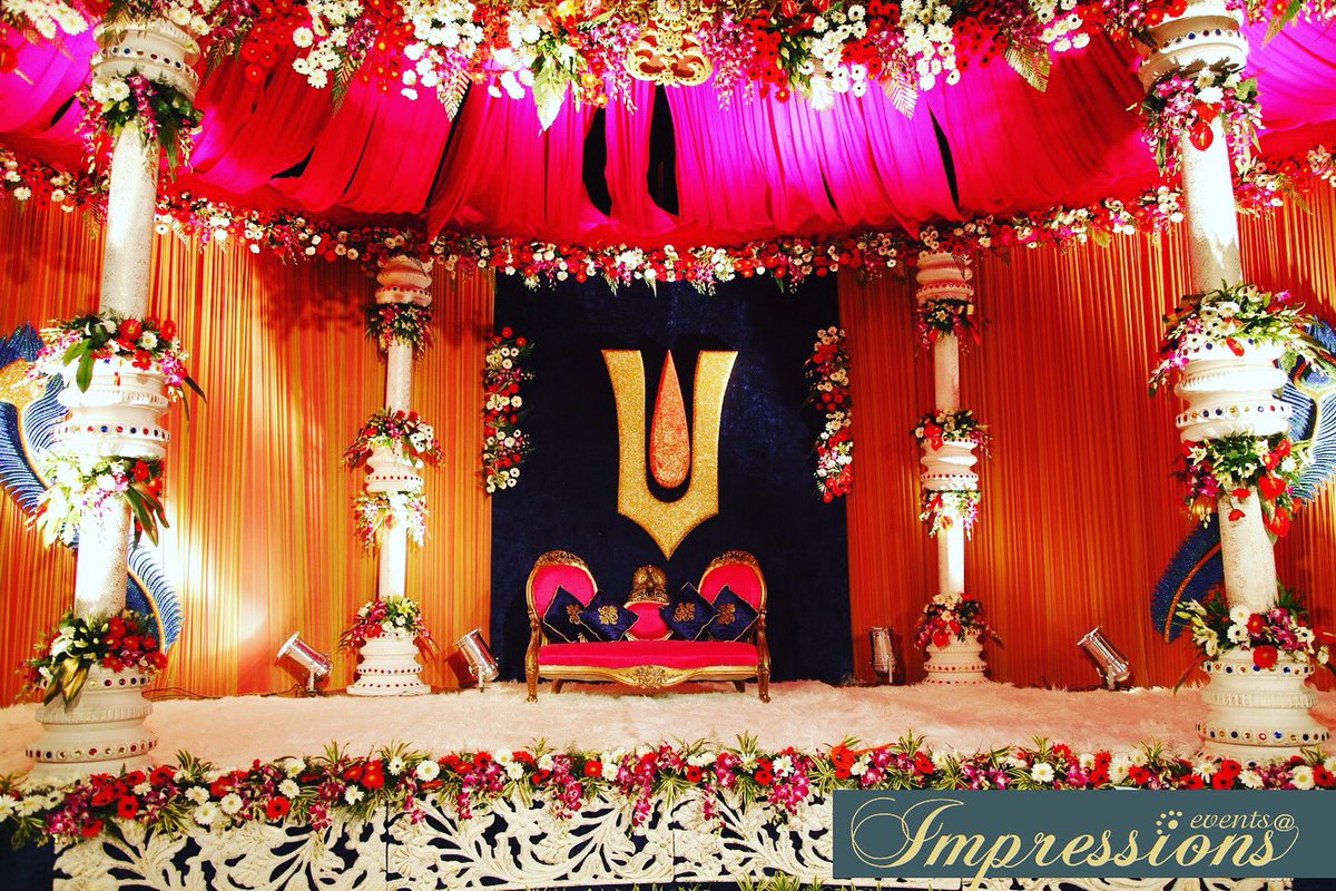 eventsatimpress's tweet photo. This amazing #mandapdecor is surely going to take everyone’s breath away !  #decor #wedding #weddingplanner ##weddingdecor #eventsatimpressions #dreamydecor #marriagegoals #weddingseason #destinationweddingplanner https://t.co/q2fZGYjyQN