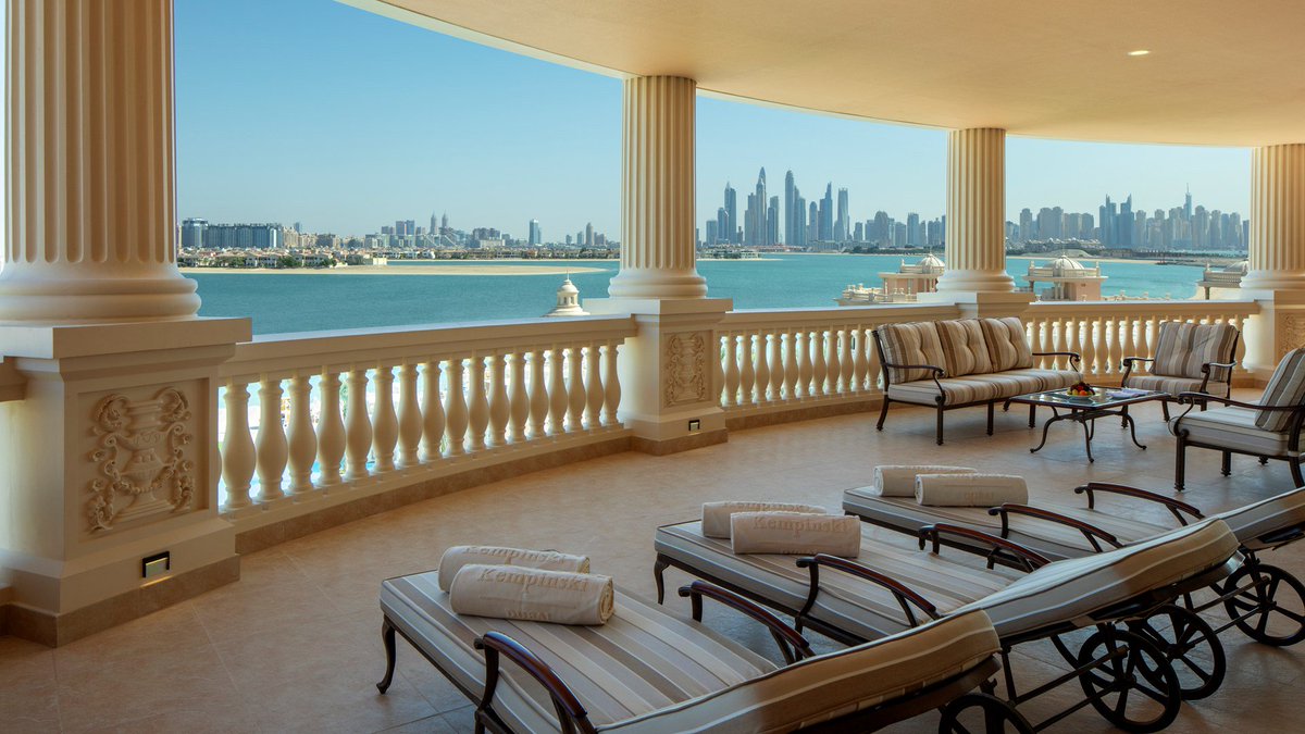 SNSGroupHCF's tweet photo. We proudly announce that we have successfully delivered furniture for all public areas for the brand new and exclusive Emerald Kempinski The Palm in Dubai!!!  #indoorfurniture #outdoorfurniture #SNSGroup #HauteCouture #Furniture #Kempinski #ThePalm #Dubai https://t.co/60sthDPI5d