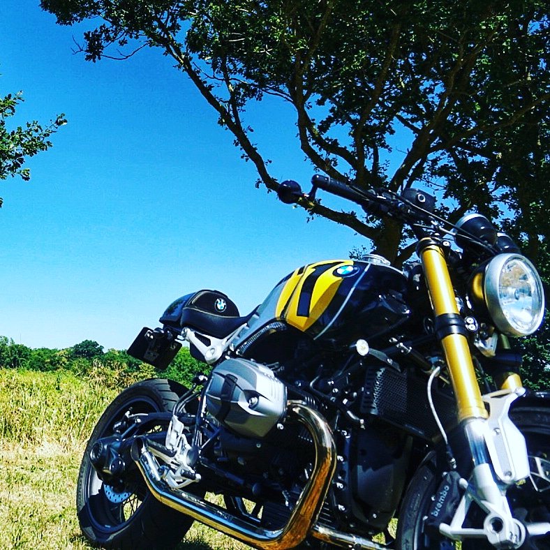 Bored with winter now.

#MakeLifeARide
#bmwmotorrad 
#MondayMotivaton