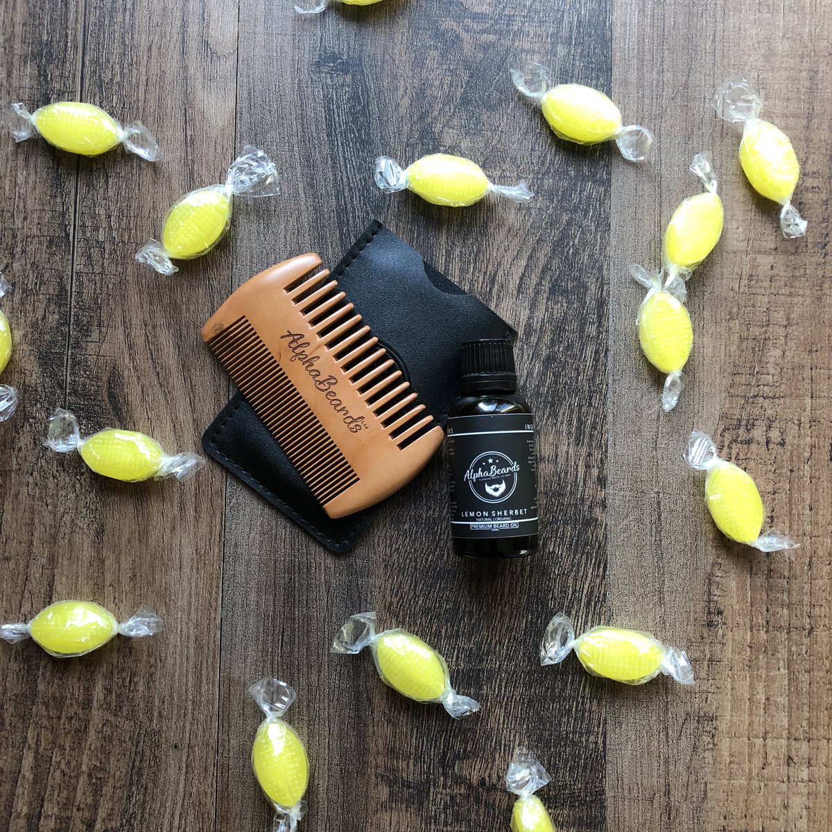 alphabeards1's tweet photo. Lemon Sherbet Our Exclusive Signature Beard Oil Scent Going Hand In Hand With Our Jand Crafted Pear Wood Beard Comb! 
The Perfect Combination To Your Daily Routine!
#BEARD #beardguys #beardcare #beardoil #beardproducts #beardedmen #beardlife #BeardChallenge #BEARDGANG #beardaddy https://t.co/O98noQtqIO