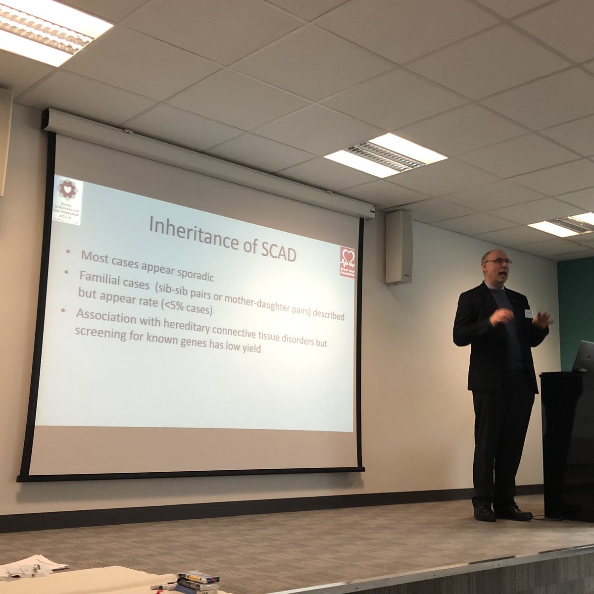 FmdBe's tweet photo. Prof David Adlam presenting at #FMD2019 Spontaneous Coronary Artery Dissection -Link with FMD at the First Uk and Ireland Patient Day on FMD. #fmd #scad #fmdscad #FibromuscularDysplasia #DFM #DSAC @beatscaduk @FmdsUk https://t.co/YTu7uGN1oS